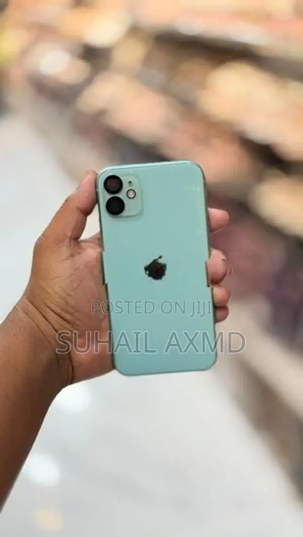 Apple iPhone 11 (Used)