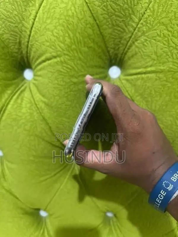 Apple iPhone 11 Pro (Used)