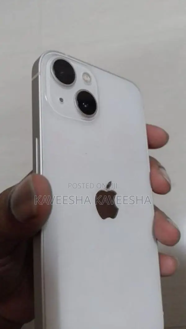 Apple iPhone 13 (Used)