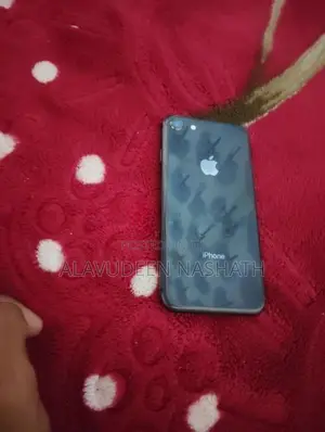 Apple iPhone 8 (Used)