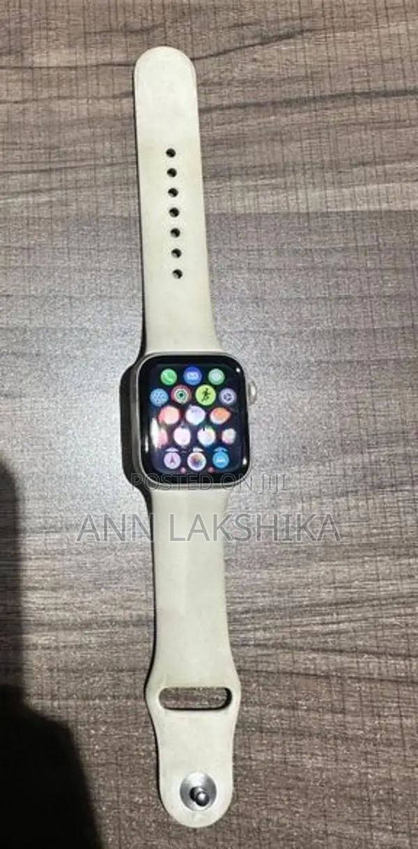 Apple iWatch SE2 40MM