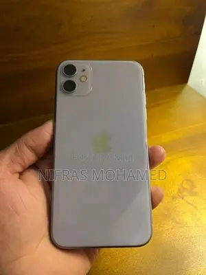 Apple iPhone 11 64GB (Used)