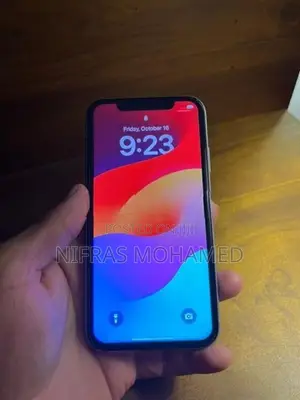 Apple iPhone 11 64GB (Used)