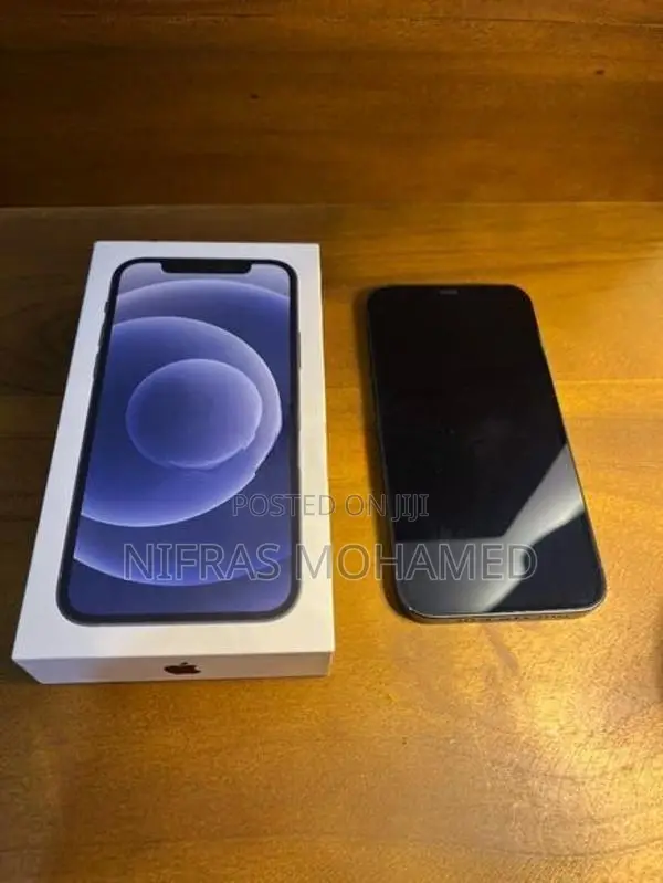 Apple iPhone 12 64GB (Used)