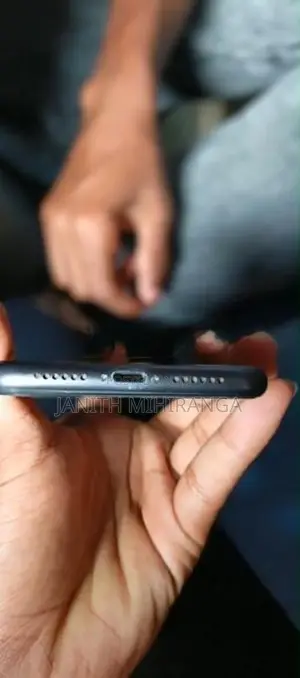 Apple iPhone 11 (Used)