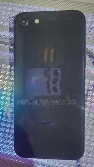 Apple iPhone 8 (Used)