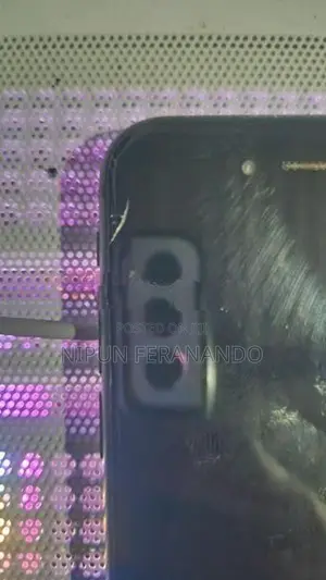 Apple iPhone 8 (Used)