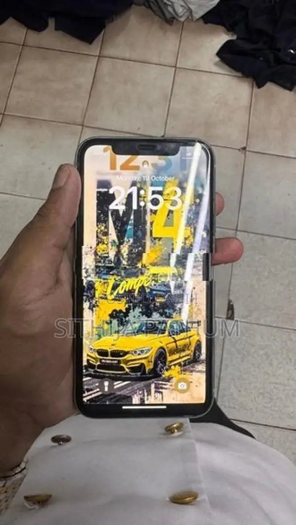 Apple iPhone 11 (Used)