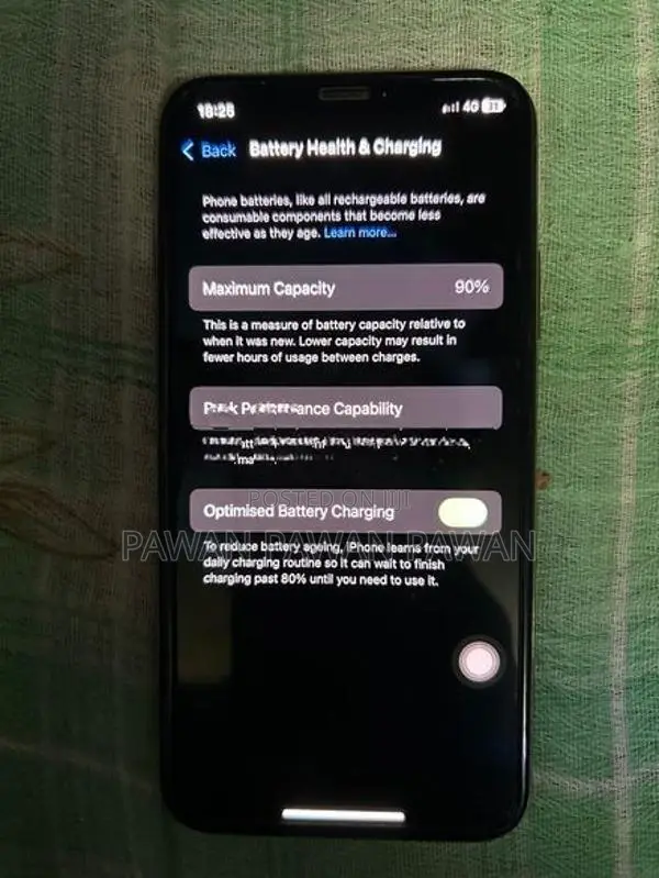 Apple iPhone XS (Used)