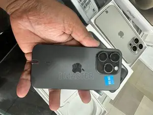 Apple iPhone 15 Pro 256GB (Used)