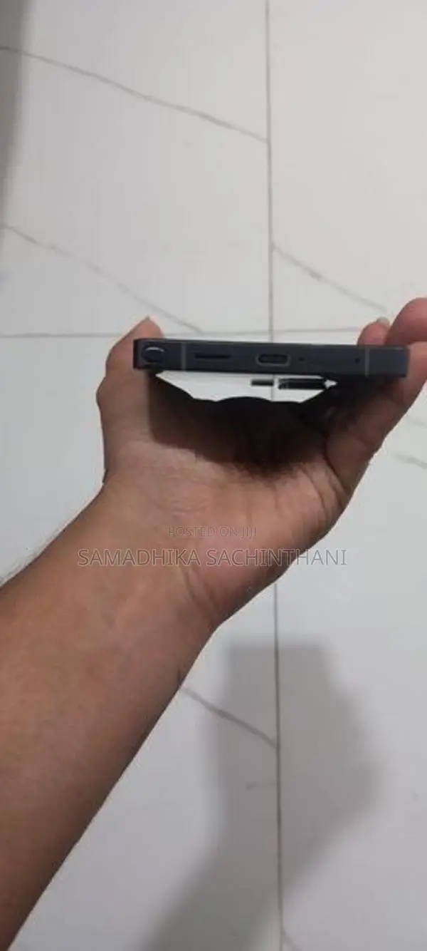 Samsung Galaxy S25 Ultra (Used)