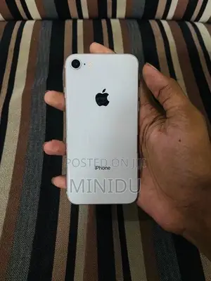 Apple iPhone 8 (Used)