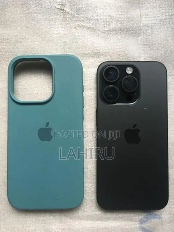 Apple iPhone 15 Pro (Used)