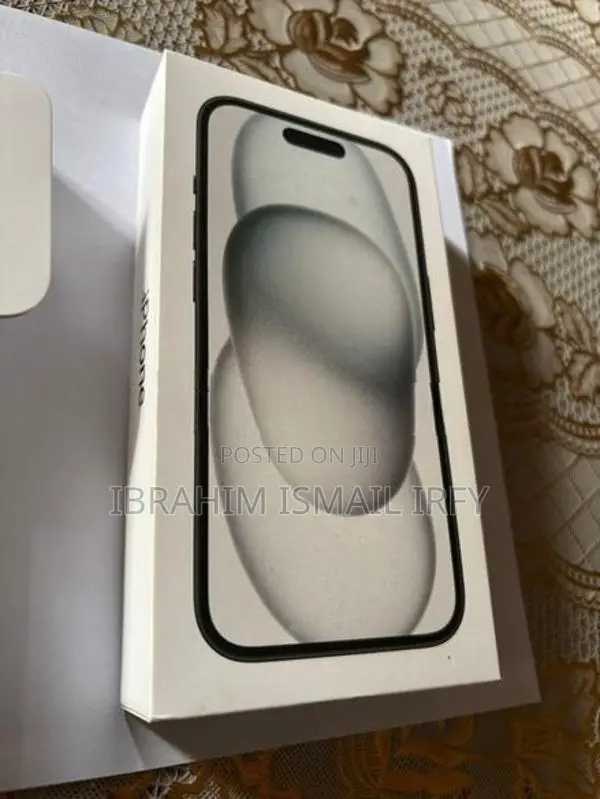 Apple iPhone 15 128GB (Used)