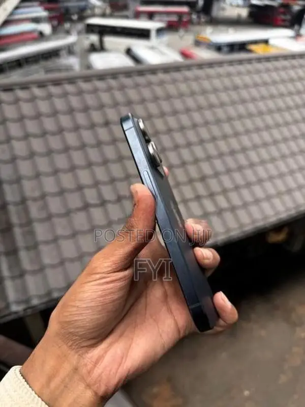 Apple iPhone 15 Pro (Used)