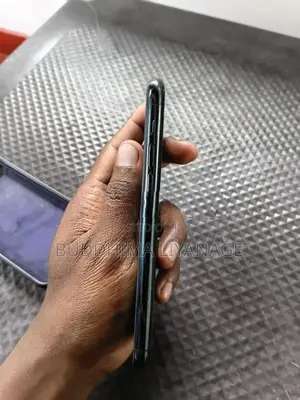 Apple iPhone 11 Pro 512GB (Used)