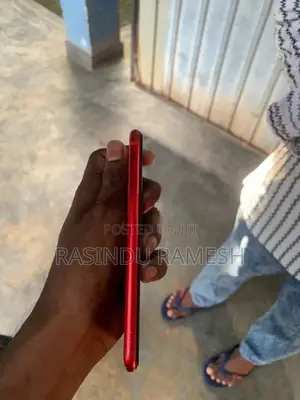 Apple iPhone 8 (Used)