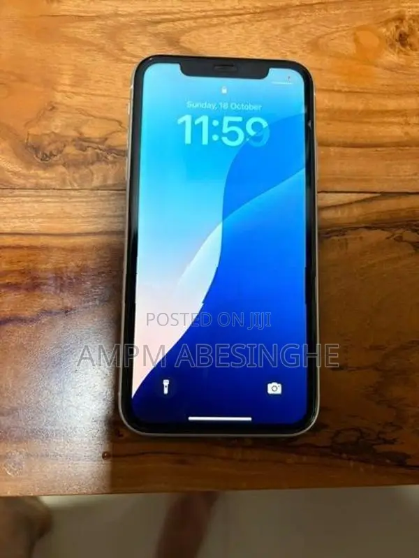 Apple iPhone 11 (Used)