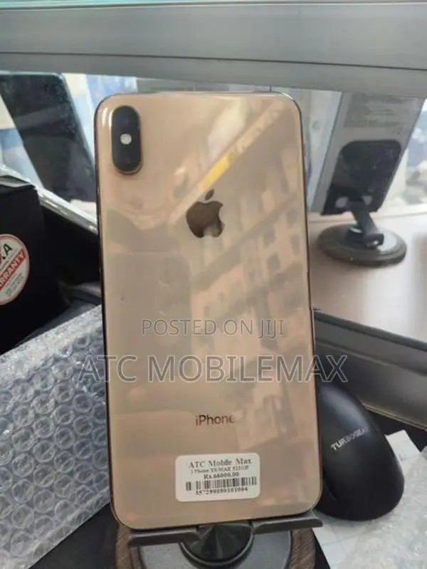 Apple iPhone XS Max (Used)