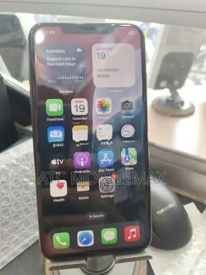 Apple iPhone XS Max (Used)