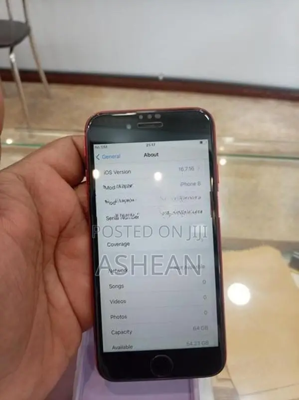 Apple iPhone 8 (Used)