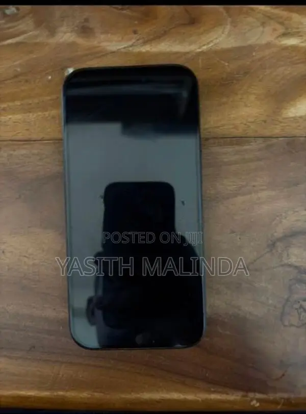 Apple iPhone 15 128GB (Used)