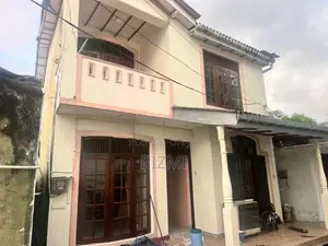 2 storey 4BR house for rent in at mount lavinia templers rd