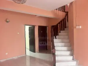 2 storey 4BR house for rent in at mount lavinia templers rd