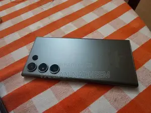 Samsung Galaxy S23 Ultra (Used)