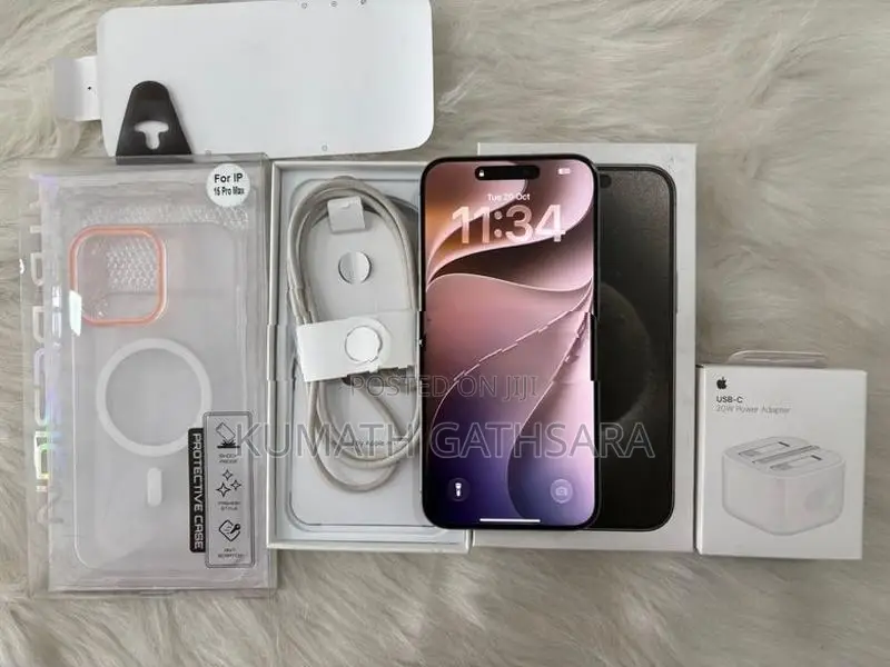 Apple iPhone 15 Pro Max 256GB (Used)