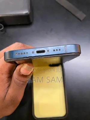 Apple iPhone 14 (Used)
