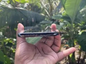 Apple iPhone 11 Pro Max (Used)