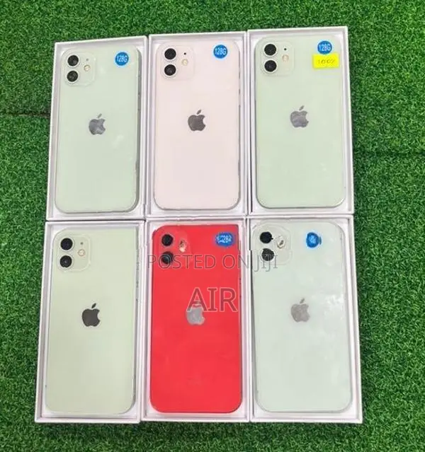 Apple iPhone 12 128GB (Used)