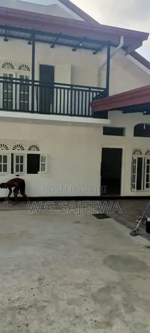 4 Bedroom House for Sale Liyanagemulla, Seeduwa
