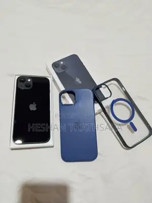 Apple iPhone 13 (Used)