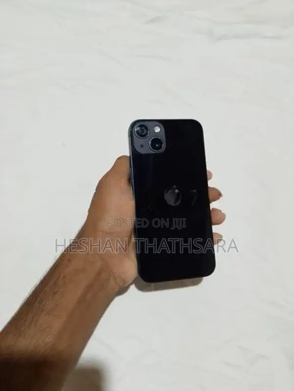 Apple iPhone 13 (Used)