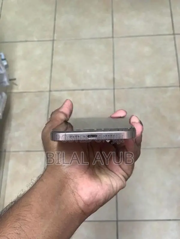 Apple iPhone 16 Pro Max (Used)