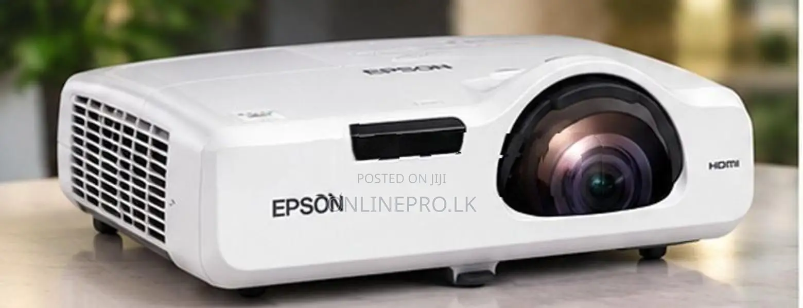 Epson EB-530 Short Throw Projector