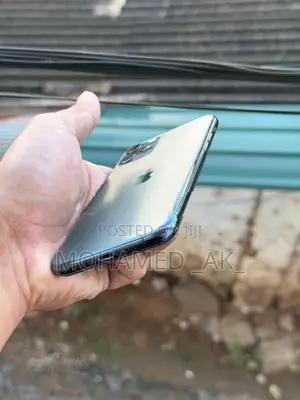 Apple iPhone 11 Pro (Used)