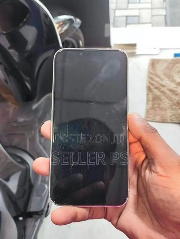 Apple iPhone 13 Pro (Used)