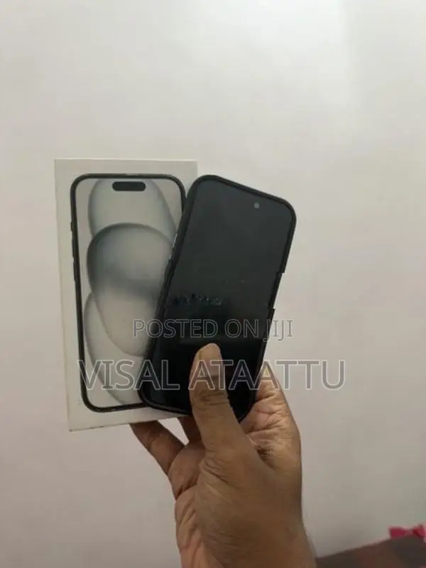 Apple iPhone 15 128GB (Used)