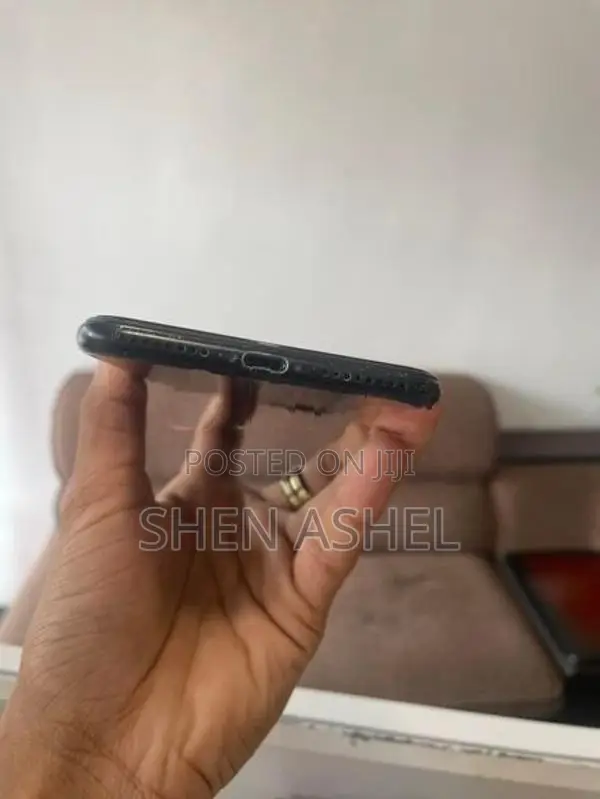 Apple iPhone 7 Plus 128GB (Used)