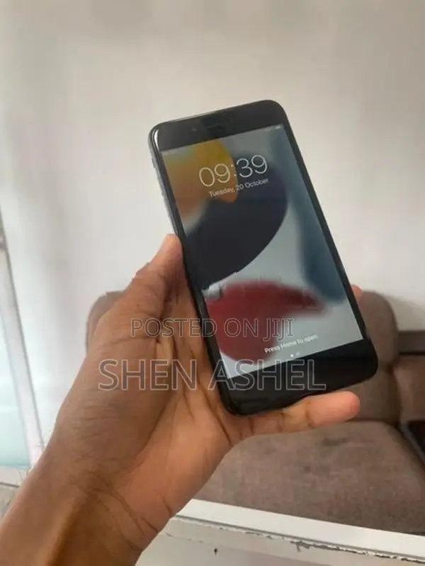 Apple iPhone 7 Plus 128GB (Used)