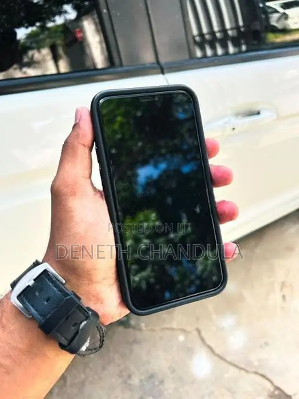 Apple iPhone 11 Pro (Used)