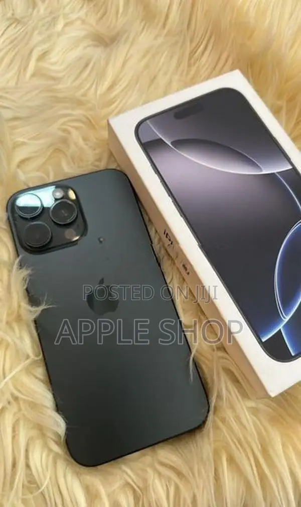 Apple iPhone 16 Pro Max 256GB (Used)