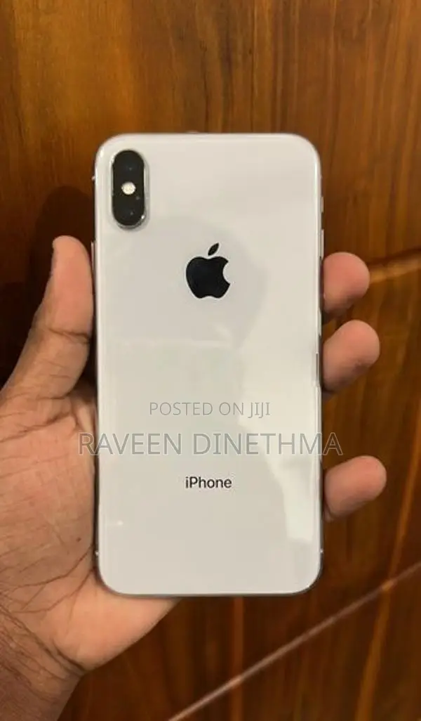 Apple iPhone X (Used)