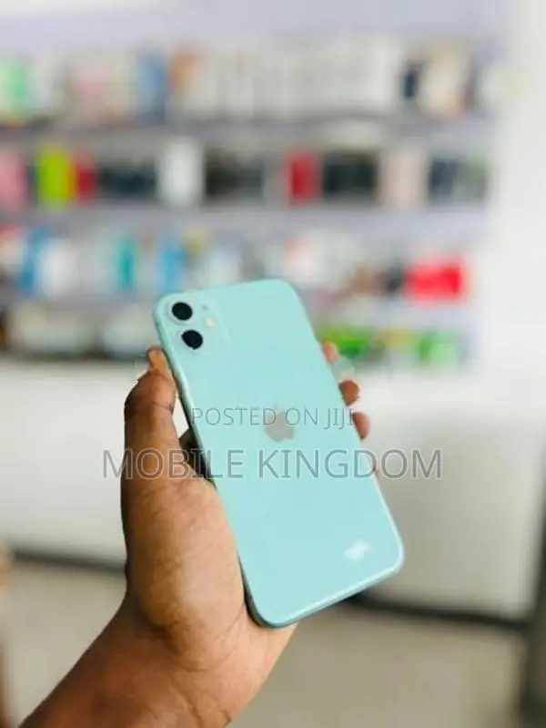Apple iPhone 11 128GB (Used)