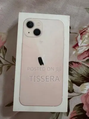 Apple iPhone 13 (Used)