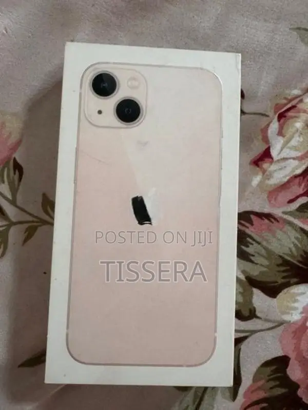 Apple iPhone 13 (Used)