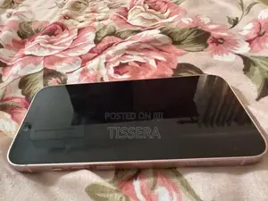 Apple iPhone 13 (Used)